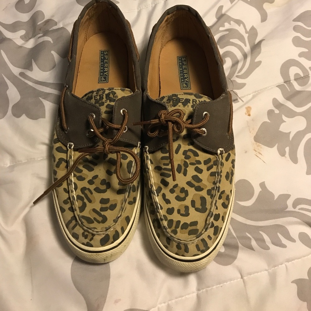 Sperry topsiders