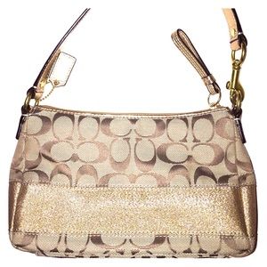 LIKE NEW Coach purse