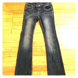 Ariya bootcut jeans. Size 9/10.