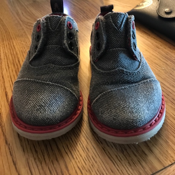 Toddler T 5 Toms - Picture 1 of 6