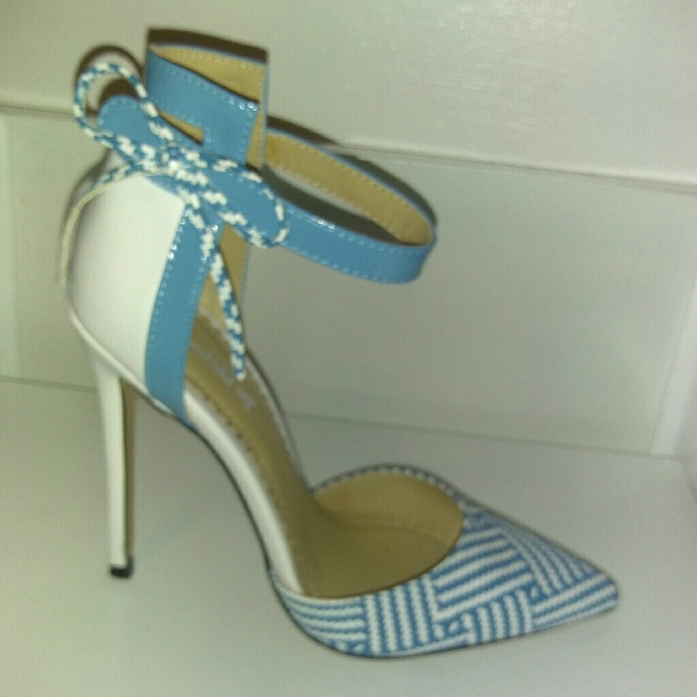 Womens shoes