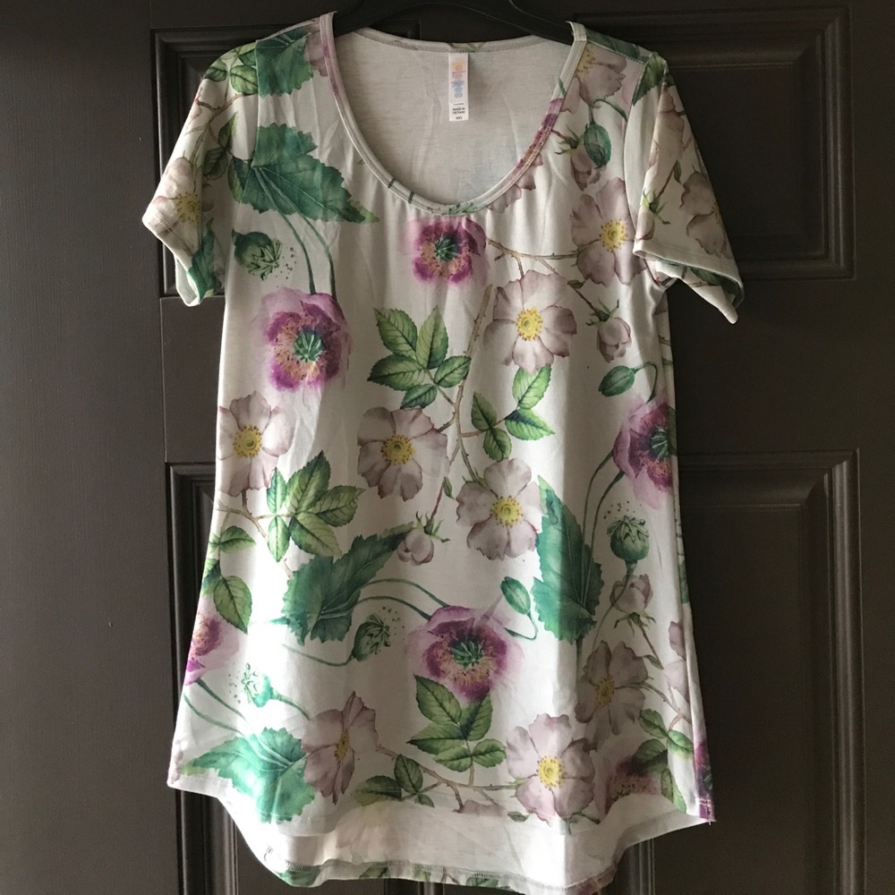 LuLaRoe Classic Tee