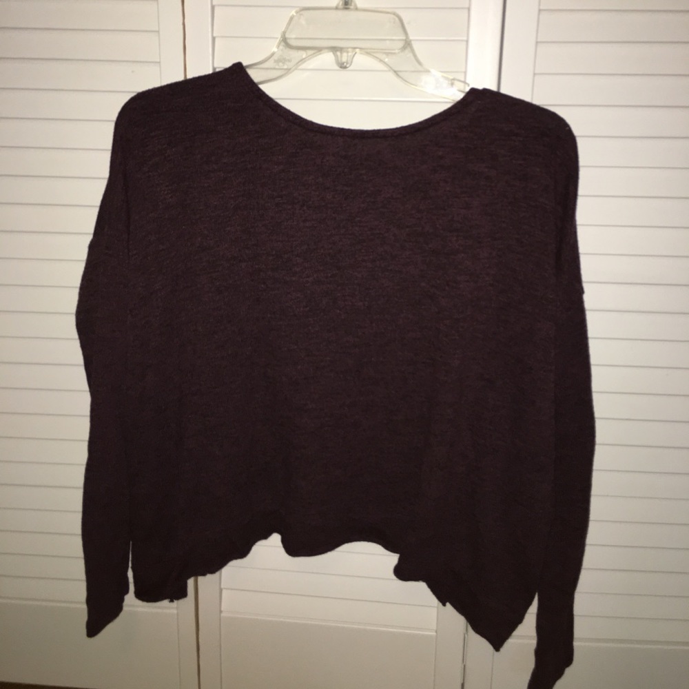 American Eagle Outfitters Sweater (Fun Back!)