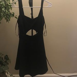 hot cut out dress!