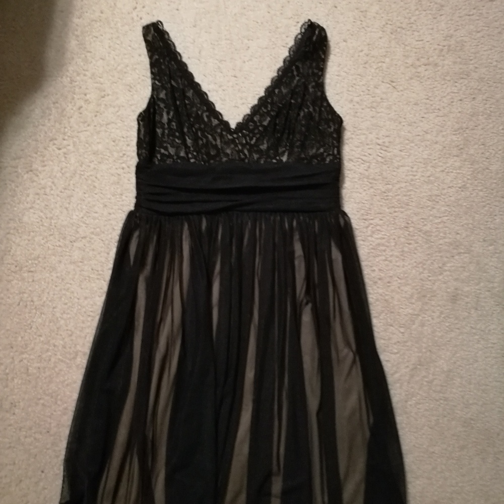 The perfect dress to wear to a wedding!!