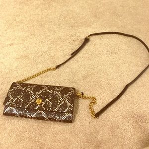 Anne Klein cross body mini bag !!