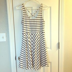 White/black striped dress w/ criss-cross back