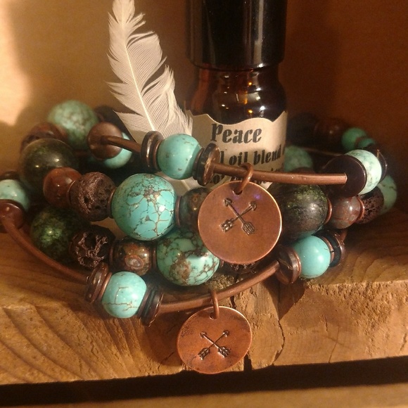 Aromatherapy lava stone bracelets/essential oils - Picture 4 of 8