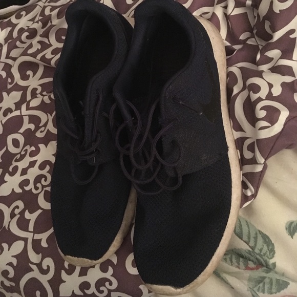 Nike Roshe - Picture 3 of 3