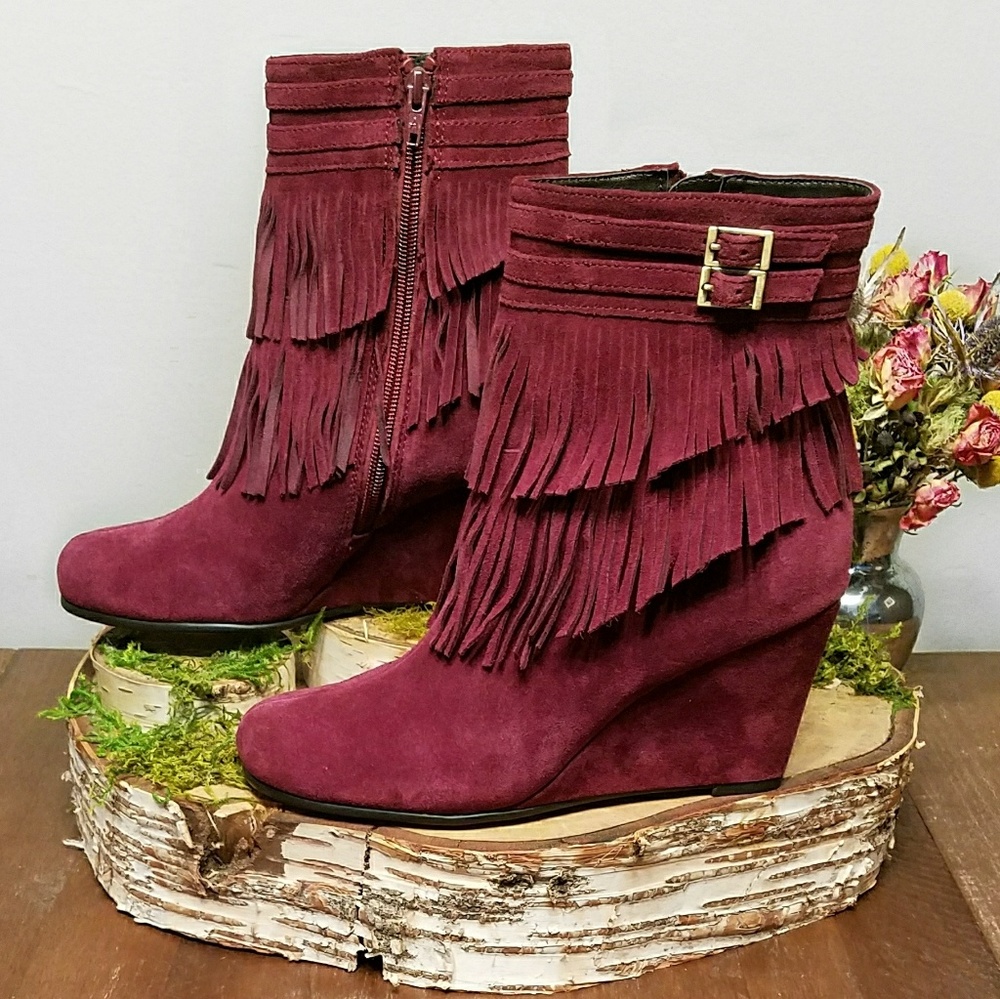 💕*HP*💕 NWOT Aerosoles - Fringe Ankle Boots