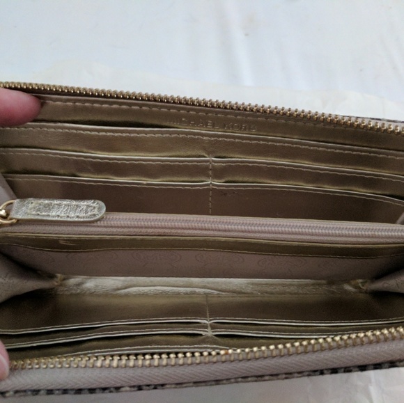 Michael Kors Embossed Python Wallet - Picture 3 of 7