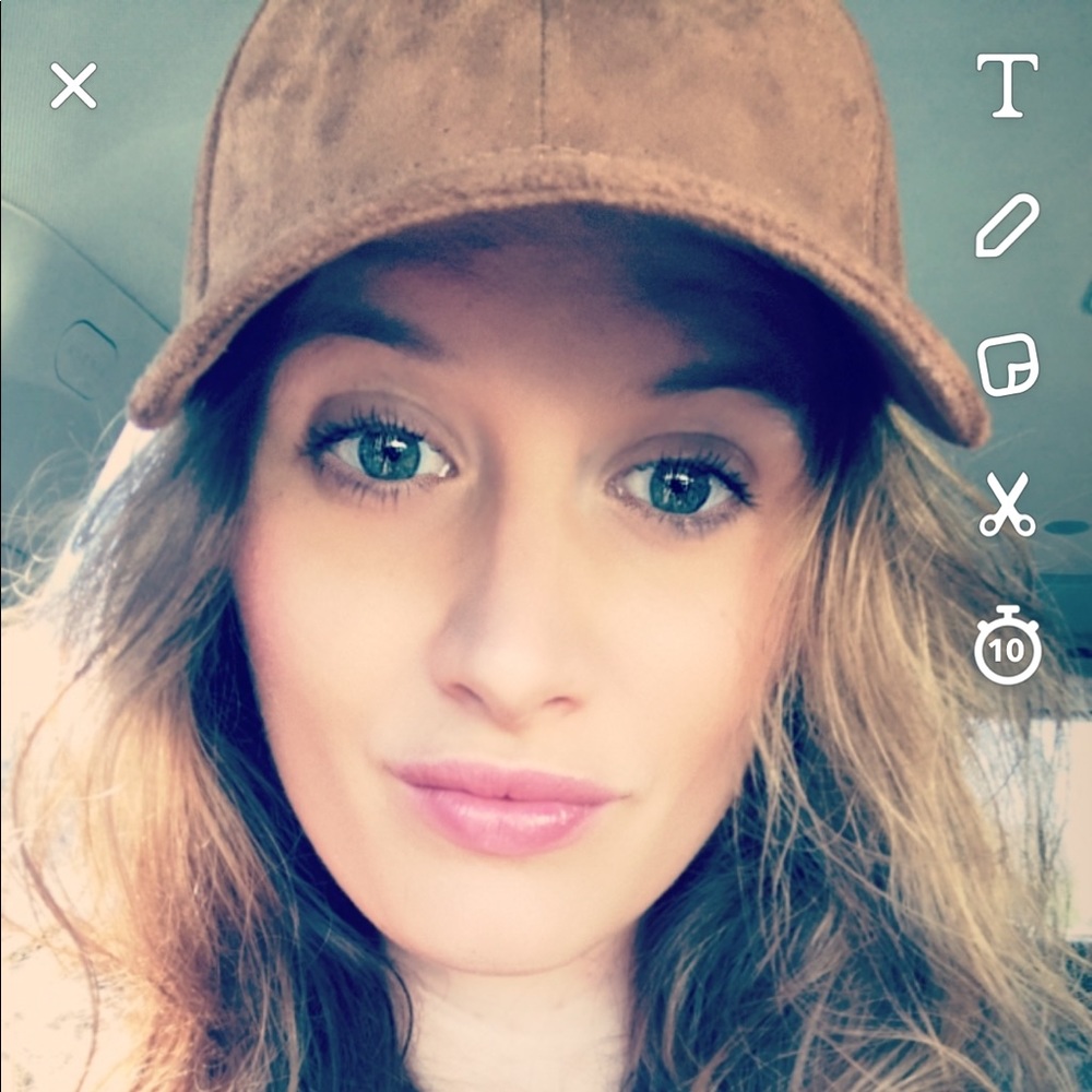 Meet your Posher, Kendra