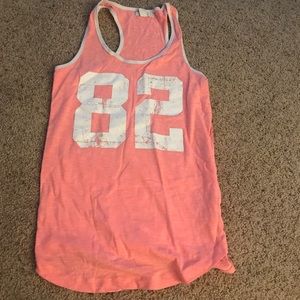 Spice up your summer with the salmon pink !