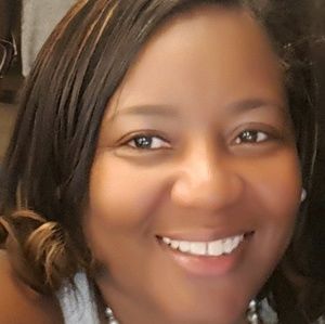 Meet your Posher, Demetria