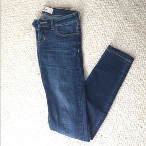 Hollister skinny jeans. Medium wash