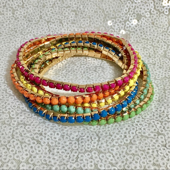 Multicolored 5 strand bracelet bundle - Picture 4 of 8