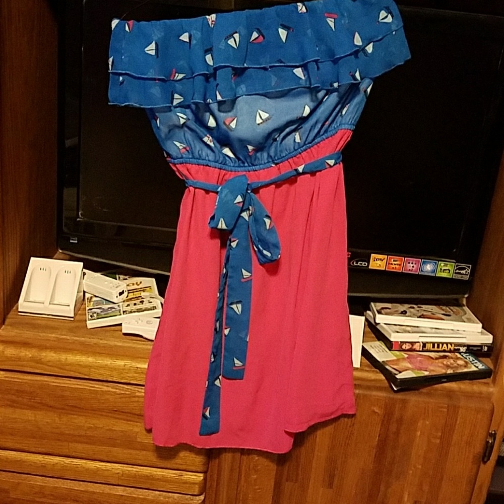 Really cute strapless dress