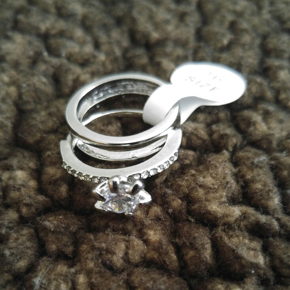 Beautiful silver ring