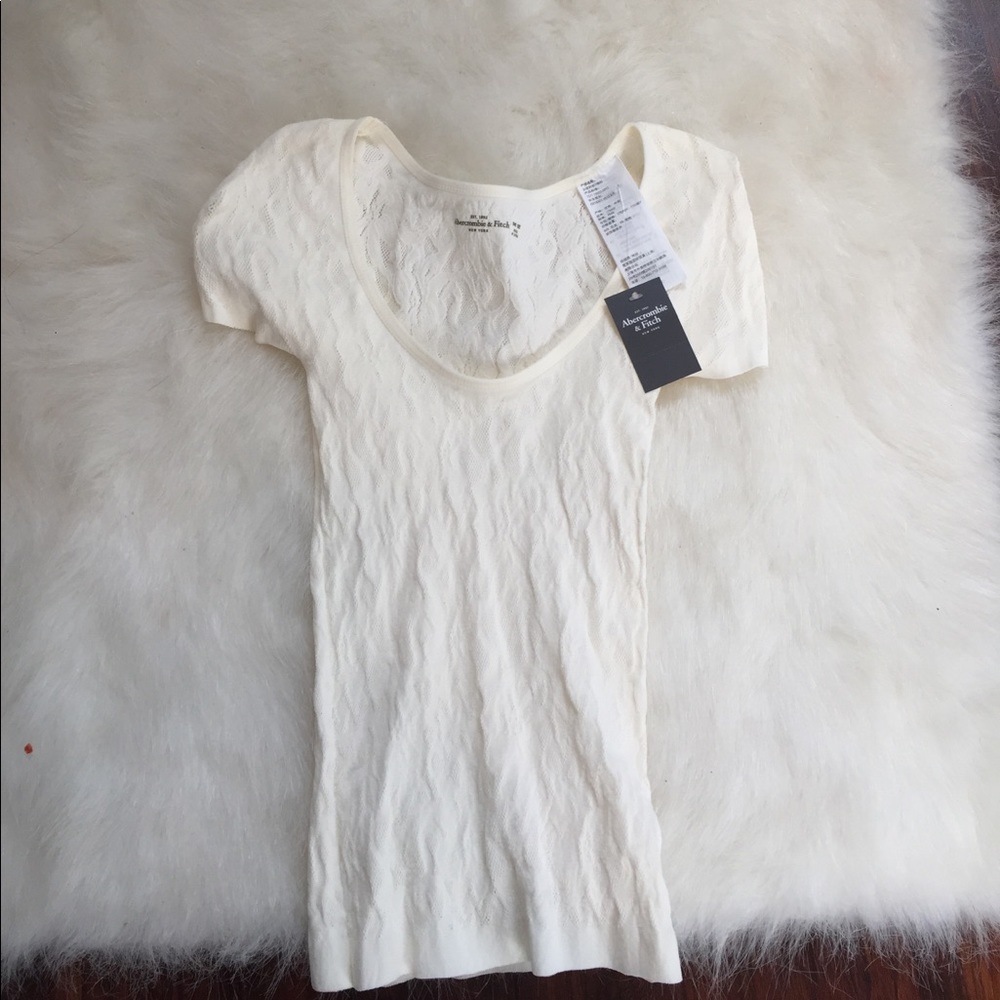 🍍Nwt Abercrombie & Fitch Lace top shirt