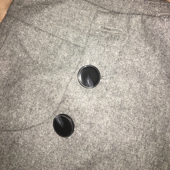 !SOLD! Gray wool shorts forever 21 - Picture 3 of 7