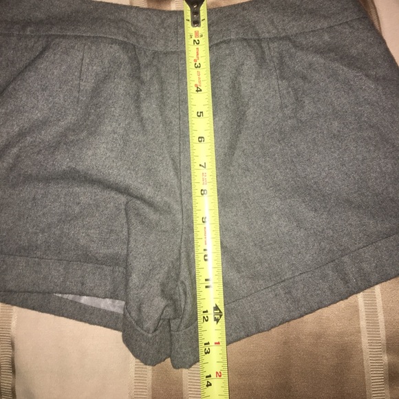 !SOLD! Gray wool shorts forever 21 - Picture 6 of 7