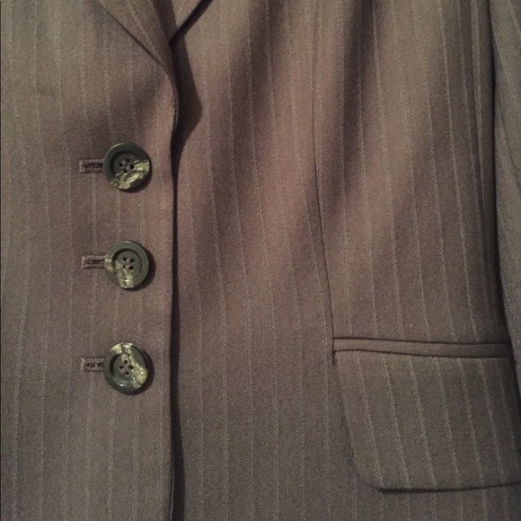 Pant Suit - Picture 4 of 6