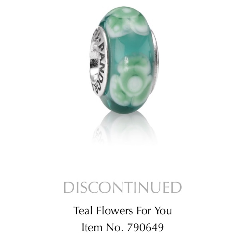RETIRED pandora murano glass charm
