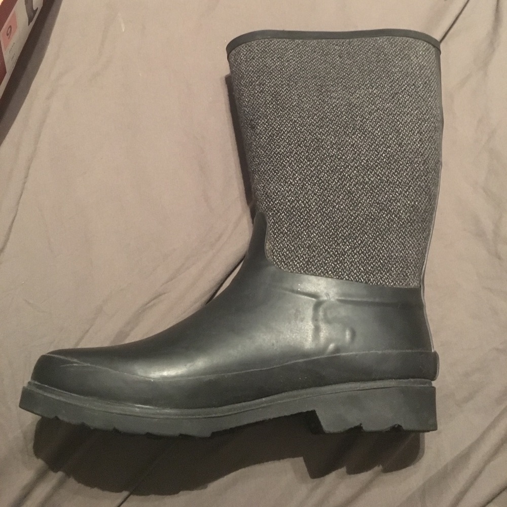 Rain boots