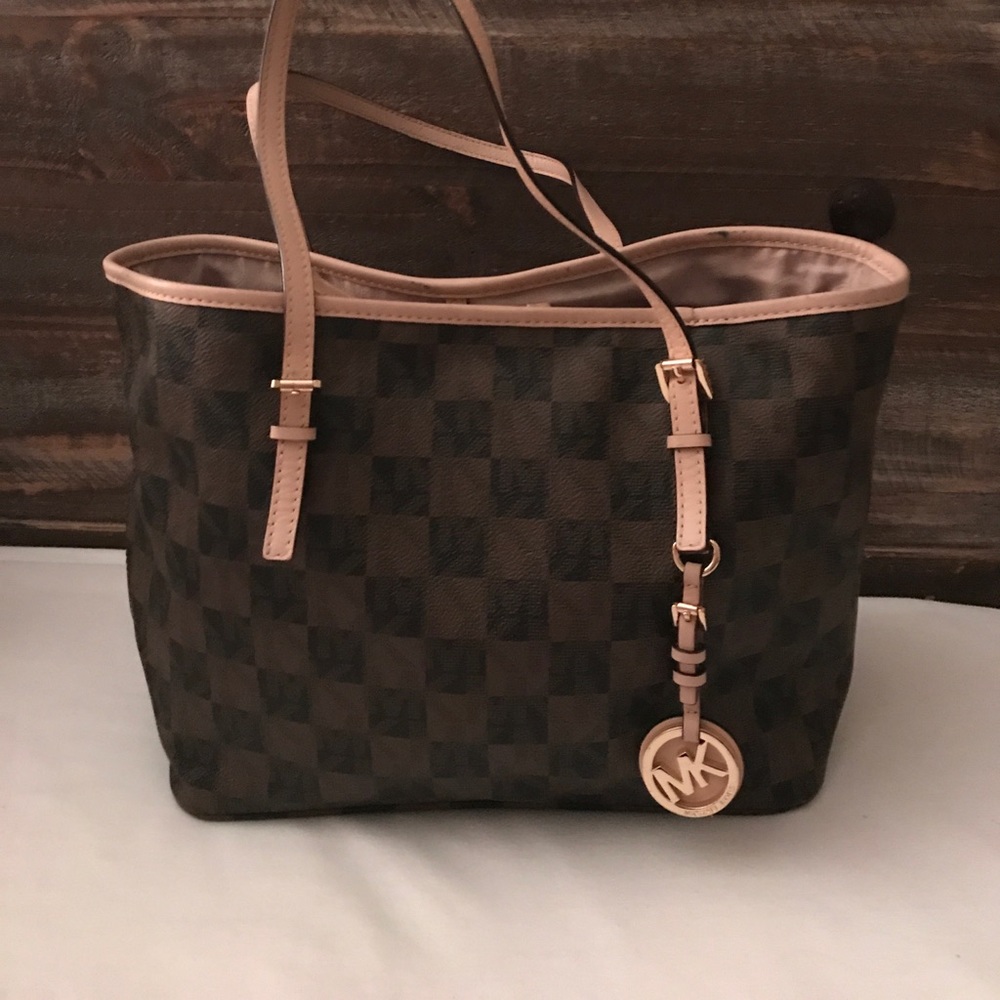 Checkered Michael Kors Tote 👜
