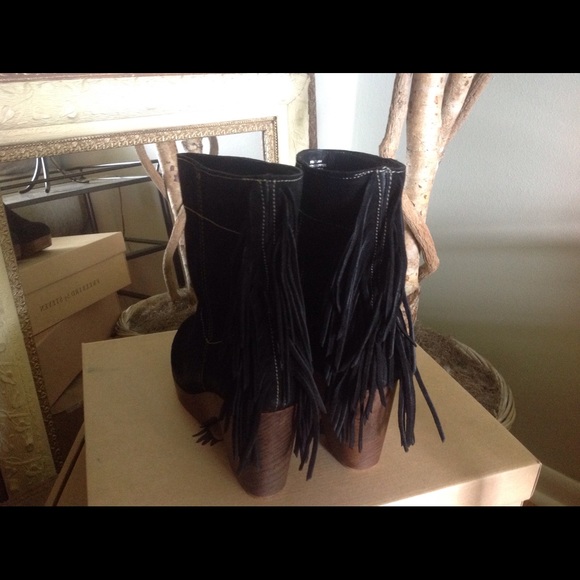 **SOLD**Freebird by Steven Fringed Boot - Picture 2 of 4