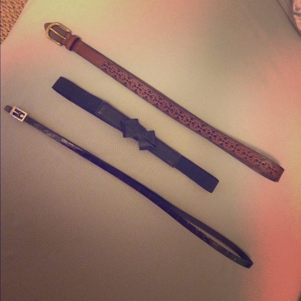 Belt Bundle - Good Condition!!