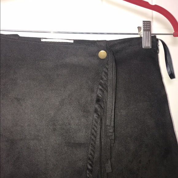 Black Fringe Suede Mini Skirt - Picture 3 of 4