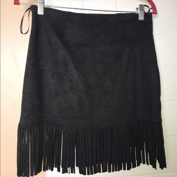 Black Fringe Suede Mini Skirt - Picture 4 of 4