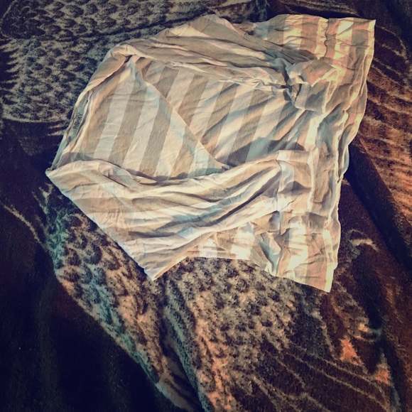 Crop top - Picture 1 of 2