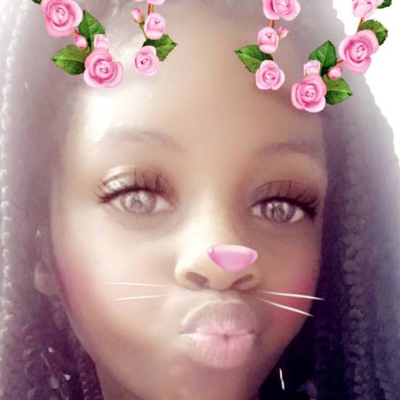 Meet your Posher, Eboni - Picture 1 of 1