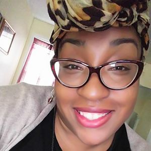 Meet your Posher, Renee