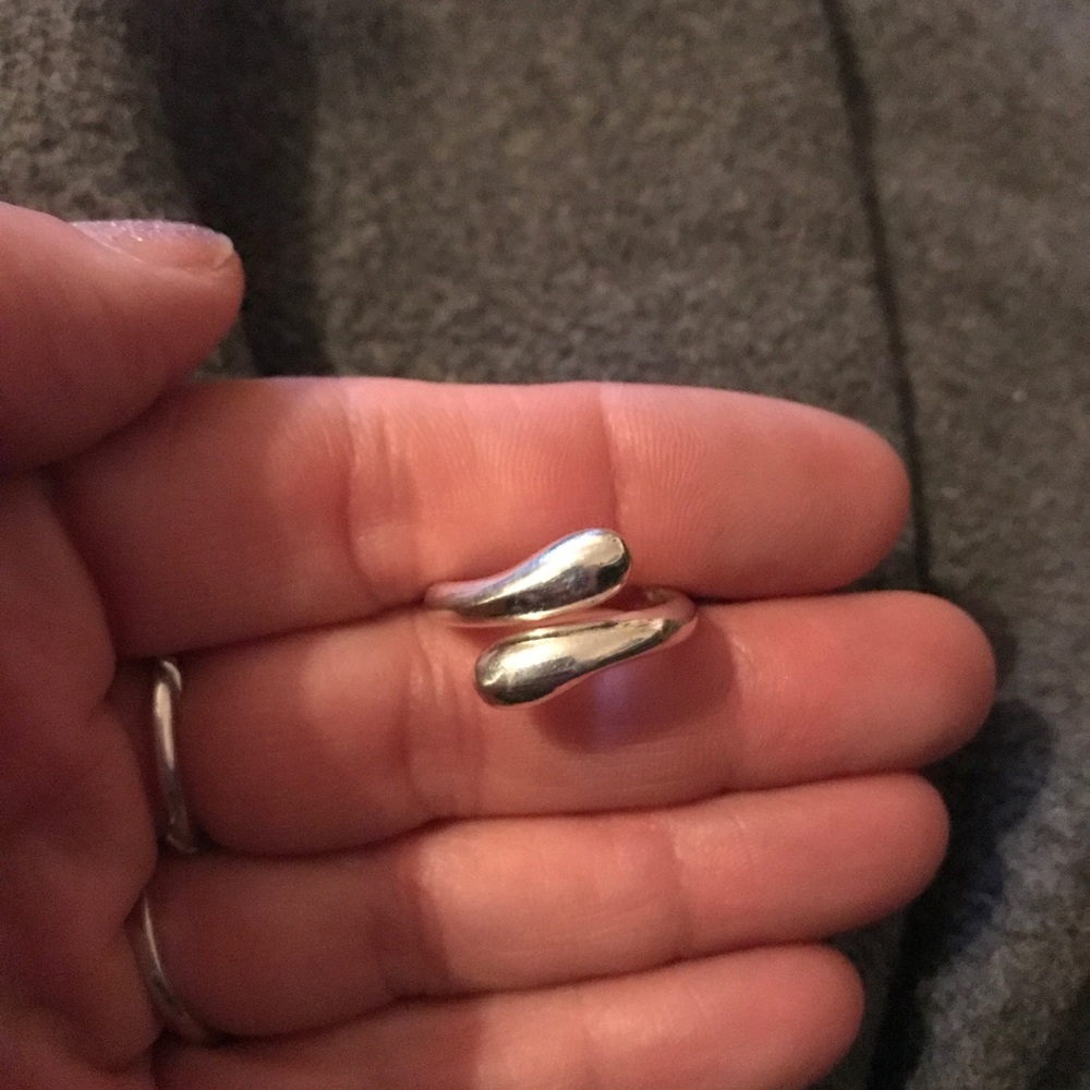 STERLING BYPASS RING .925 NWT 💜💜💜 - Picture 3 of 6