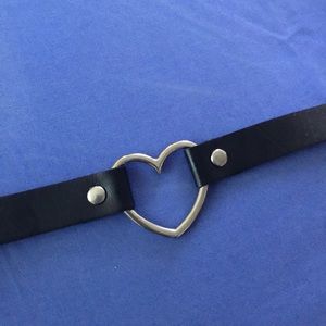 Heart choker
