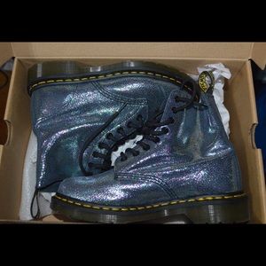 Pascal iridescent Dr. Martens size 7