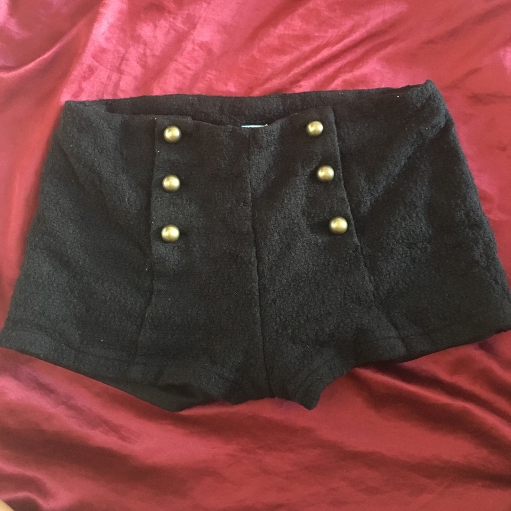 Black shorts 🎀