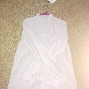 Tailored fit light purple button down