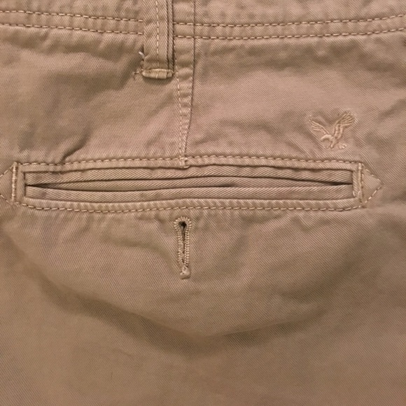 American Eagle Outfitters Khaki Shorts - Picture 3 of 6