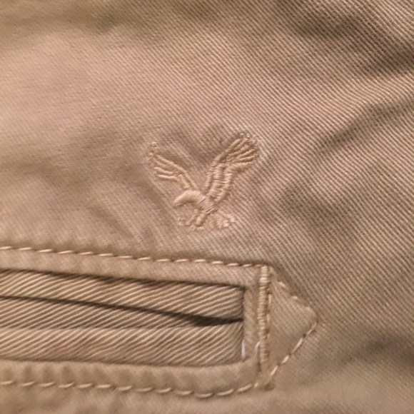 American Eagle Outfitters Khaki Shorts - Picture 4 of 6