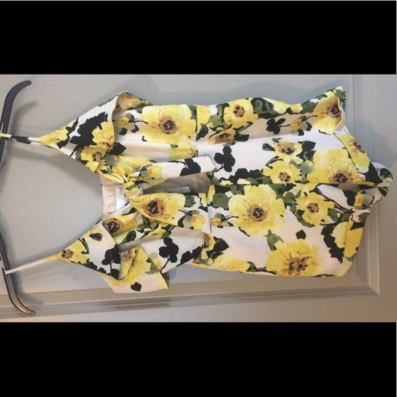 NWT- Nordstrom | J.O.A. Floral Romper - Picture 2 of 6
