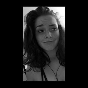 Meet your Posher, Clara