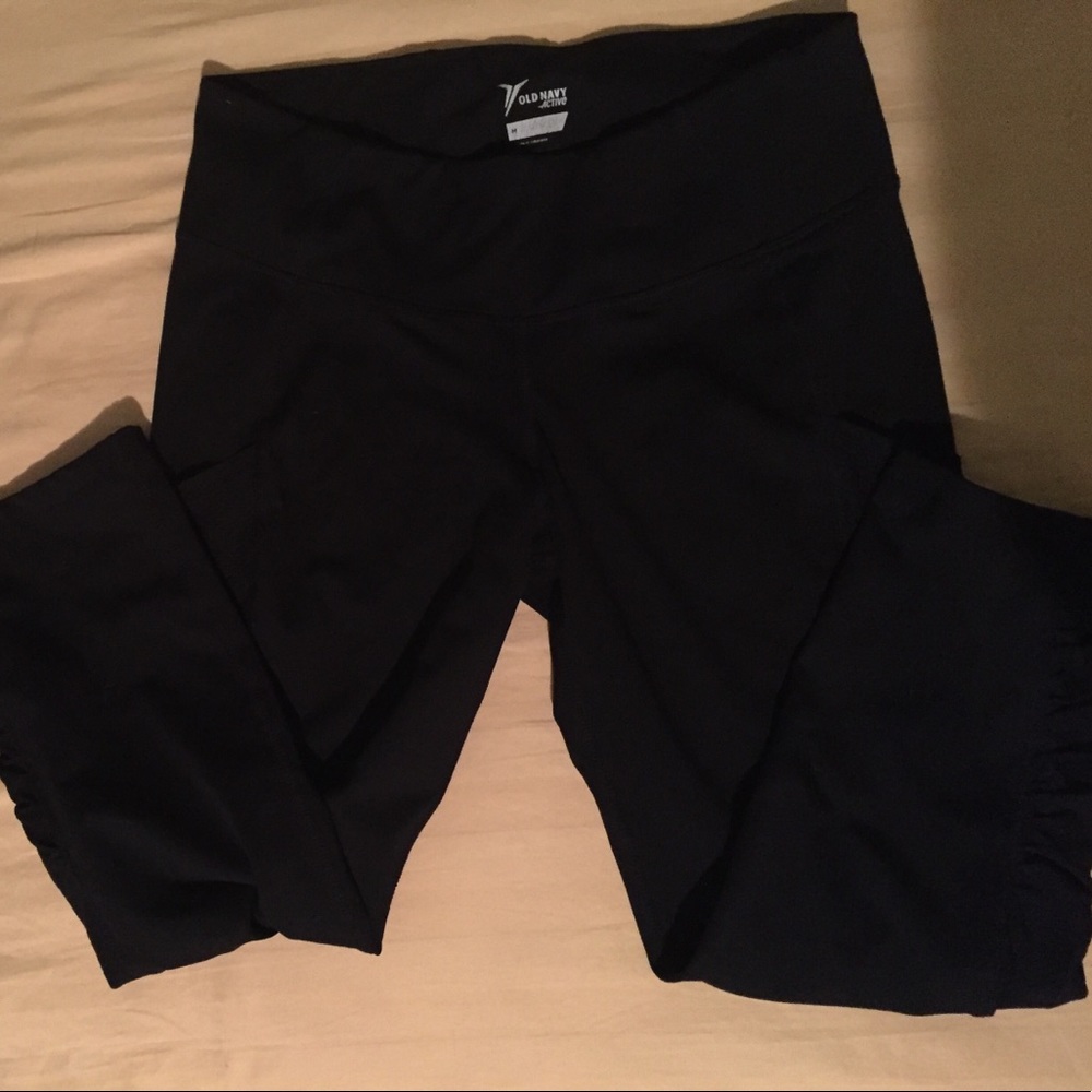 Old Navy, black Capris, size M