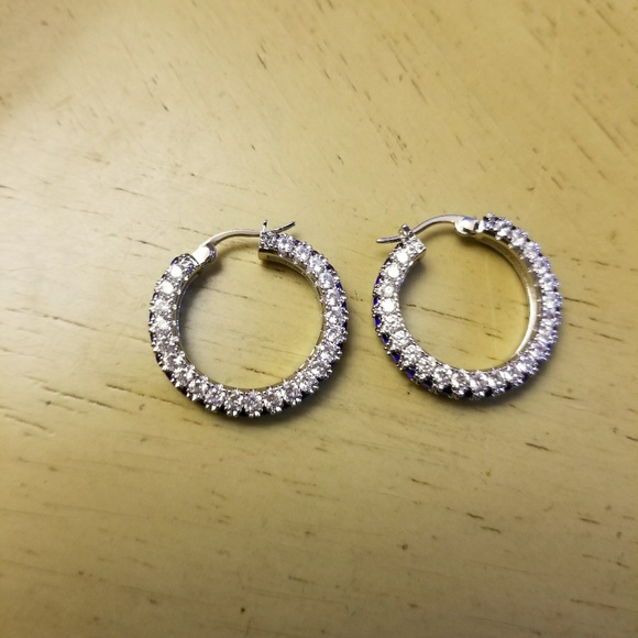 18k Sapphire Swarovski 3 row hoop earrings - Picture 5 of 8