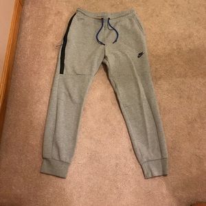 Nike Tech Fleece Tapered Sweatpants
