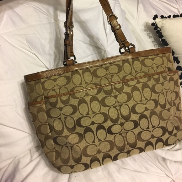 🤎 Authentic Coach Signature Tote | Classic Everyday Bag - Picture 4 of 4