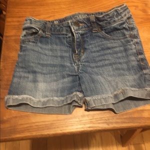 Pair of Midi length jean shorts size 7 / 8